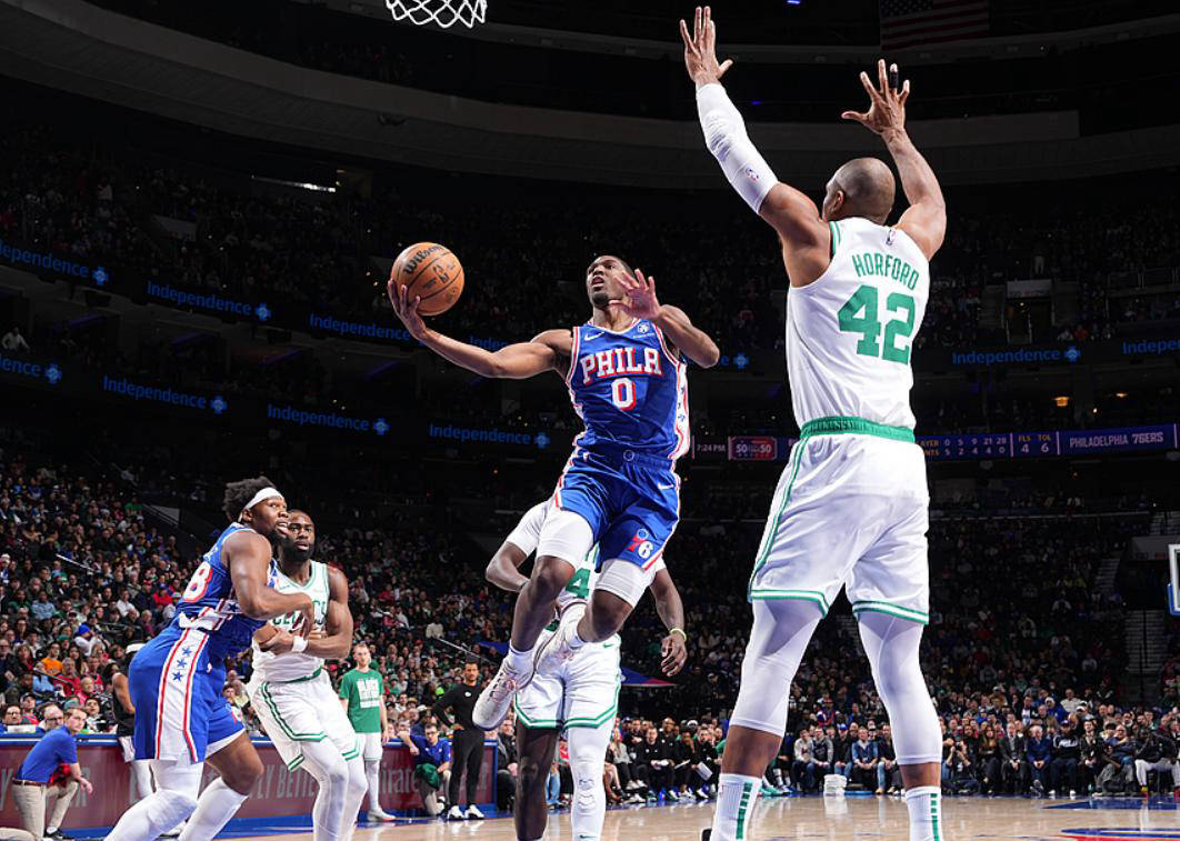 包含76人横扫凯尔特人B队,恩比德绝境逆转的词条 包含76人横扫凯尔特人B队,恩比德绝境逆转的词条