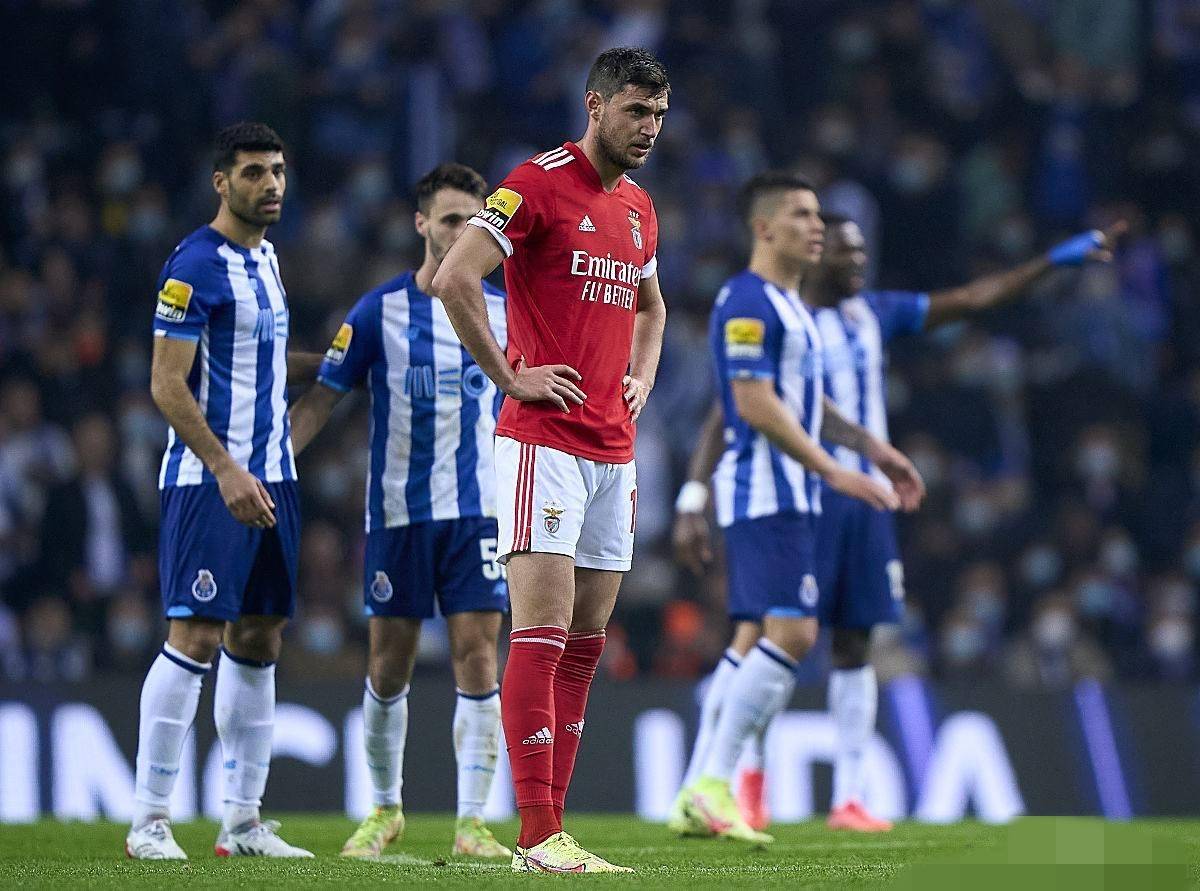 开云体育中国-皇马血洗阿森纳，特尔施特根绝境逆转