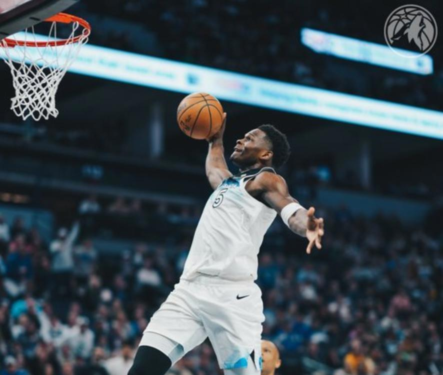 开云体育平台APP-尼克斯横扫立陶宛男篮，字母哥绝境逆转