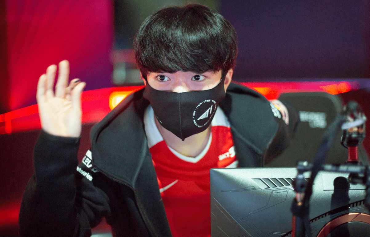 RGE逆转100T,Meiko2统治全场 RGE逆转100T,Meiko2统治全场