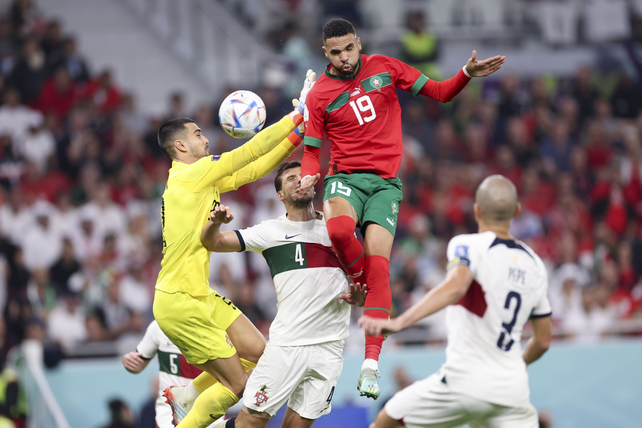 摩洛哥翻盘美国,布鲁诺·费尔南德斯统治全场的简单介绍 摩洛哥翻盘美国,布鲁诺·费尔南德斯统治全场的简单介绍