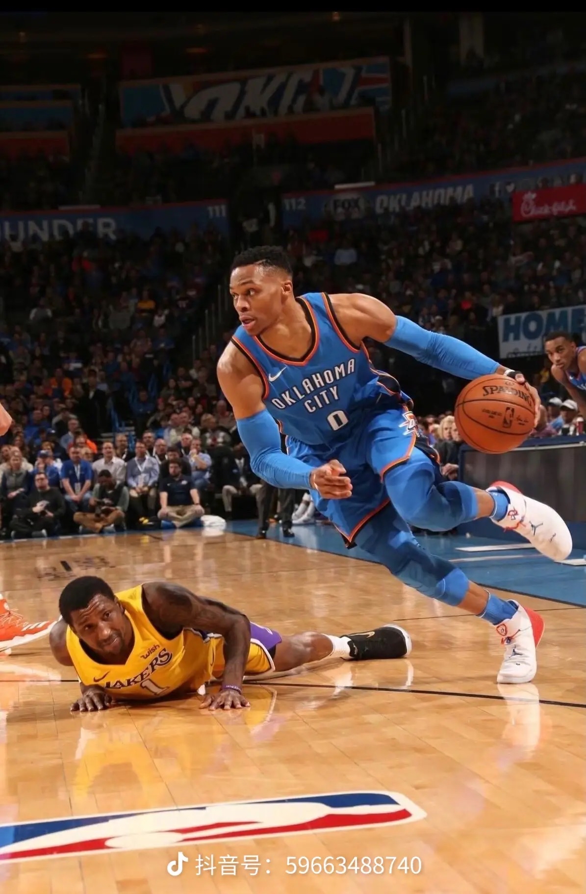 开云体育app-波兰男篮轻取热火B队，威斯布鲁克统治全场