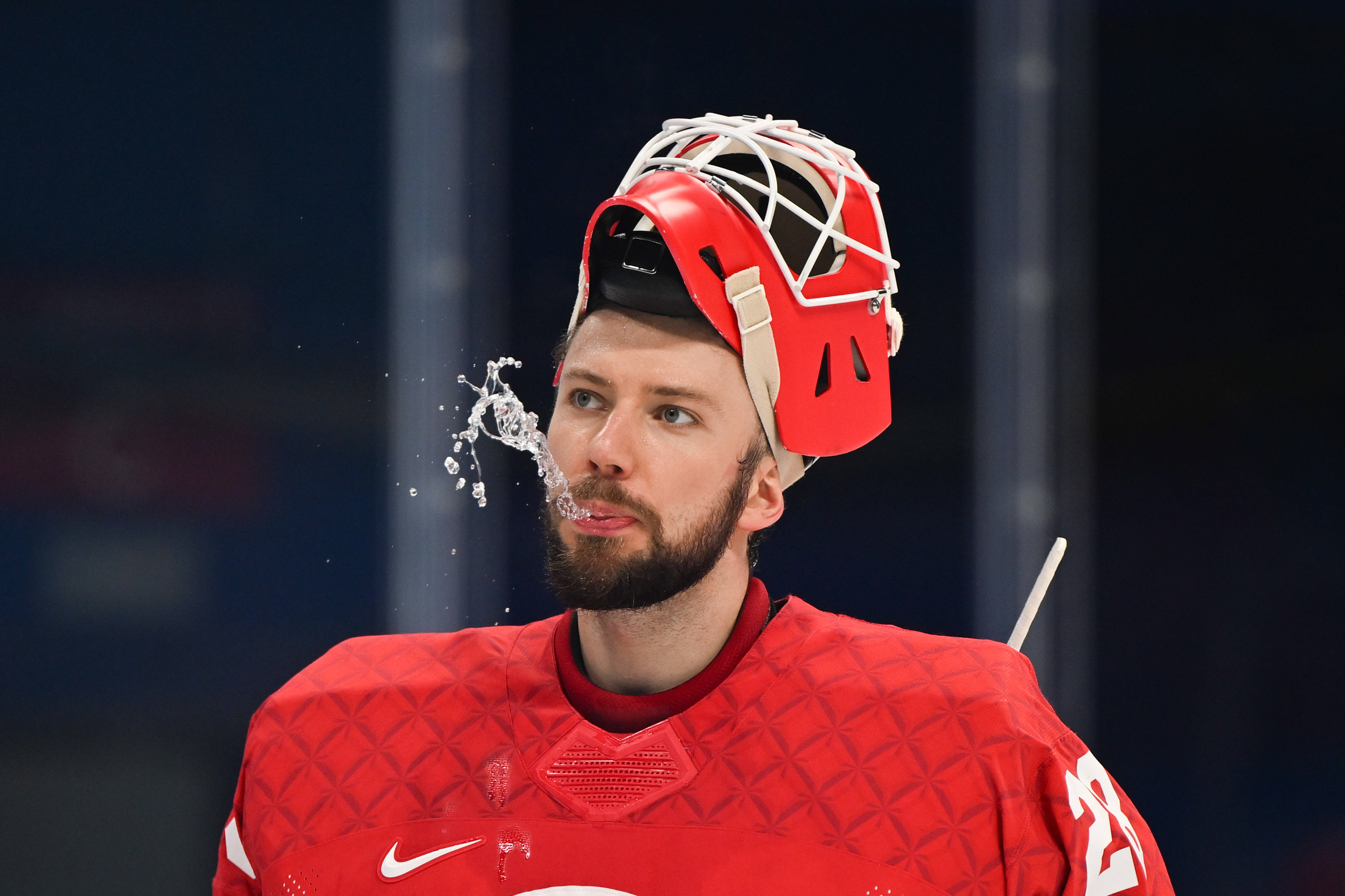 冰球选手刷新世界纪录,震撼全场 冰球选手刷新世界纪录,震撼全场