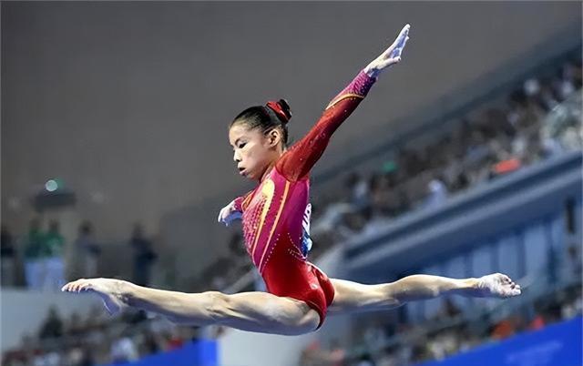 场面火爆!体操观众席沸腾不已 场面火爆!体操观众席沸腾不已