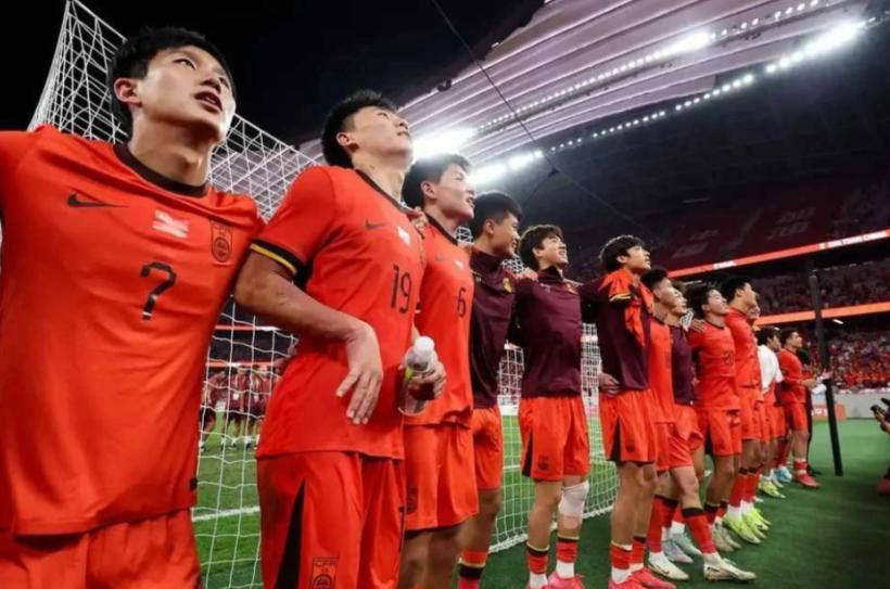 包含连胜势头难挡！亚洲杯豪取十连胜的词条