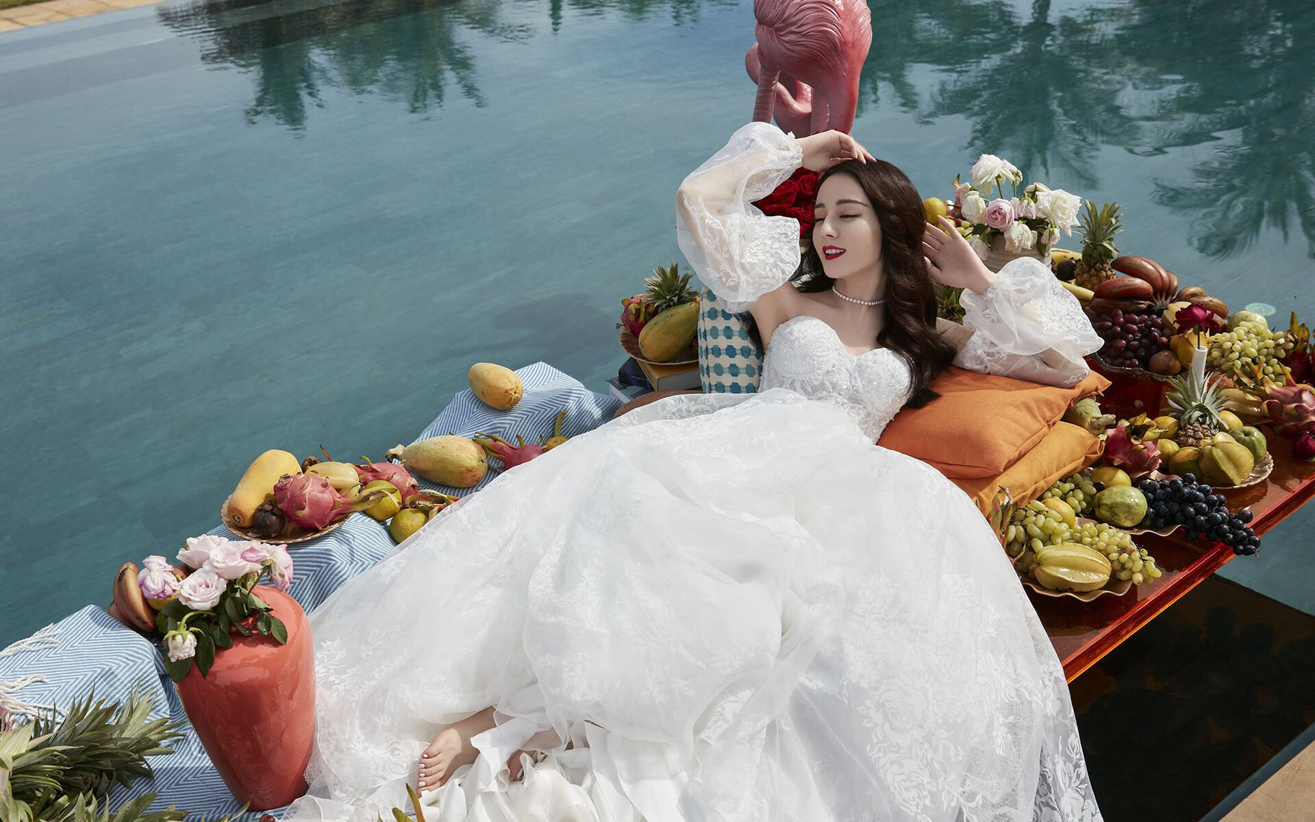 红龙咆哮北欧，卢卡库制胜魔法助威尔士攻克维京堡垒