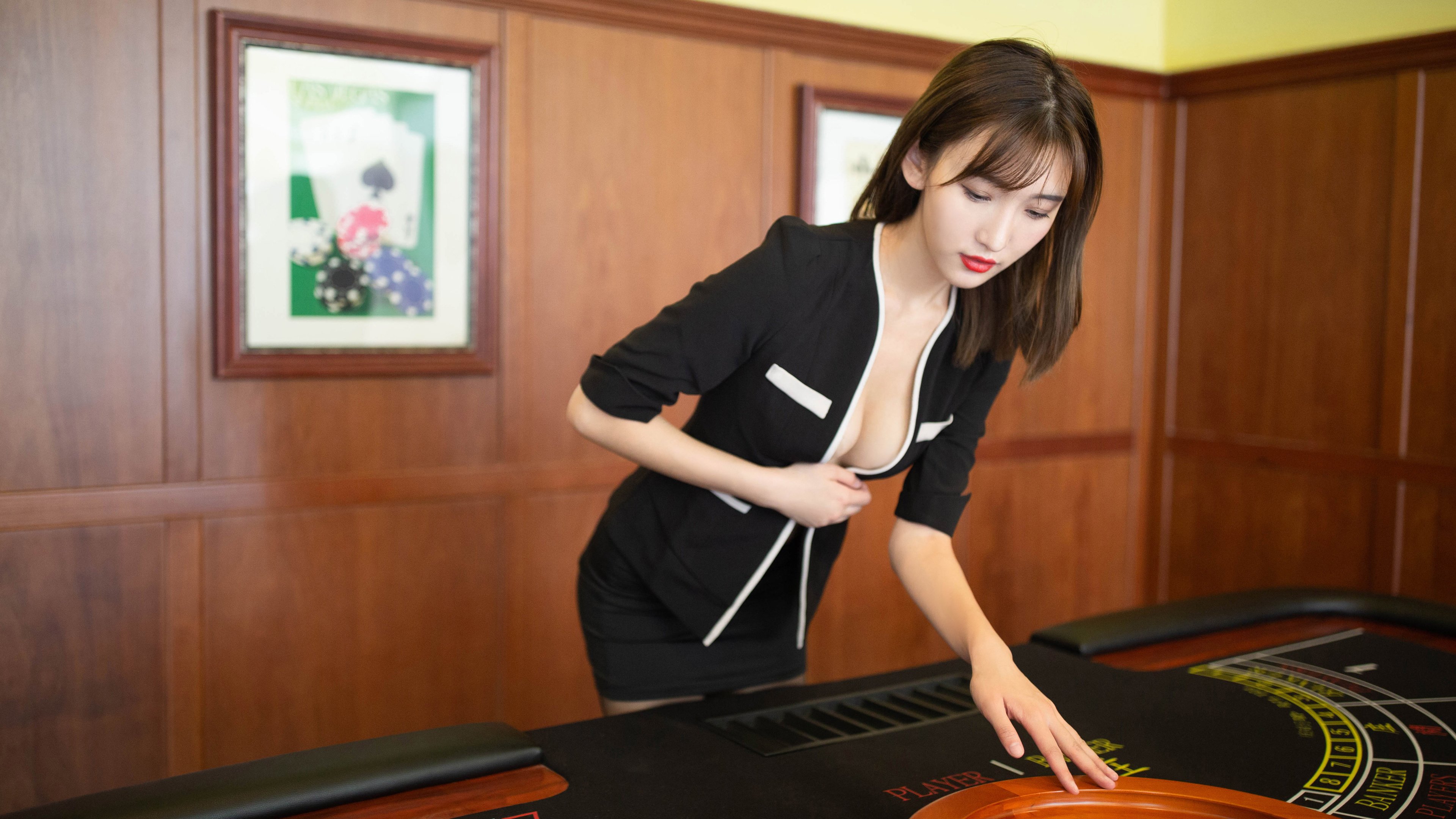 折翼雄鹰的逆袭之夜,绝境11分导演年度焦点之战