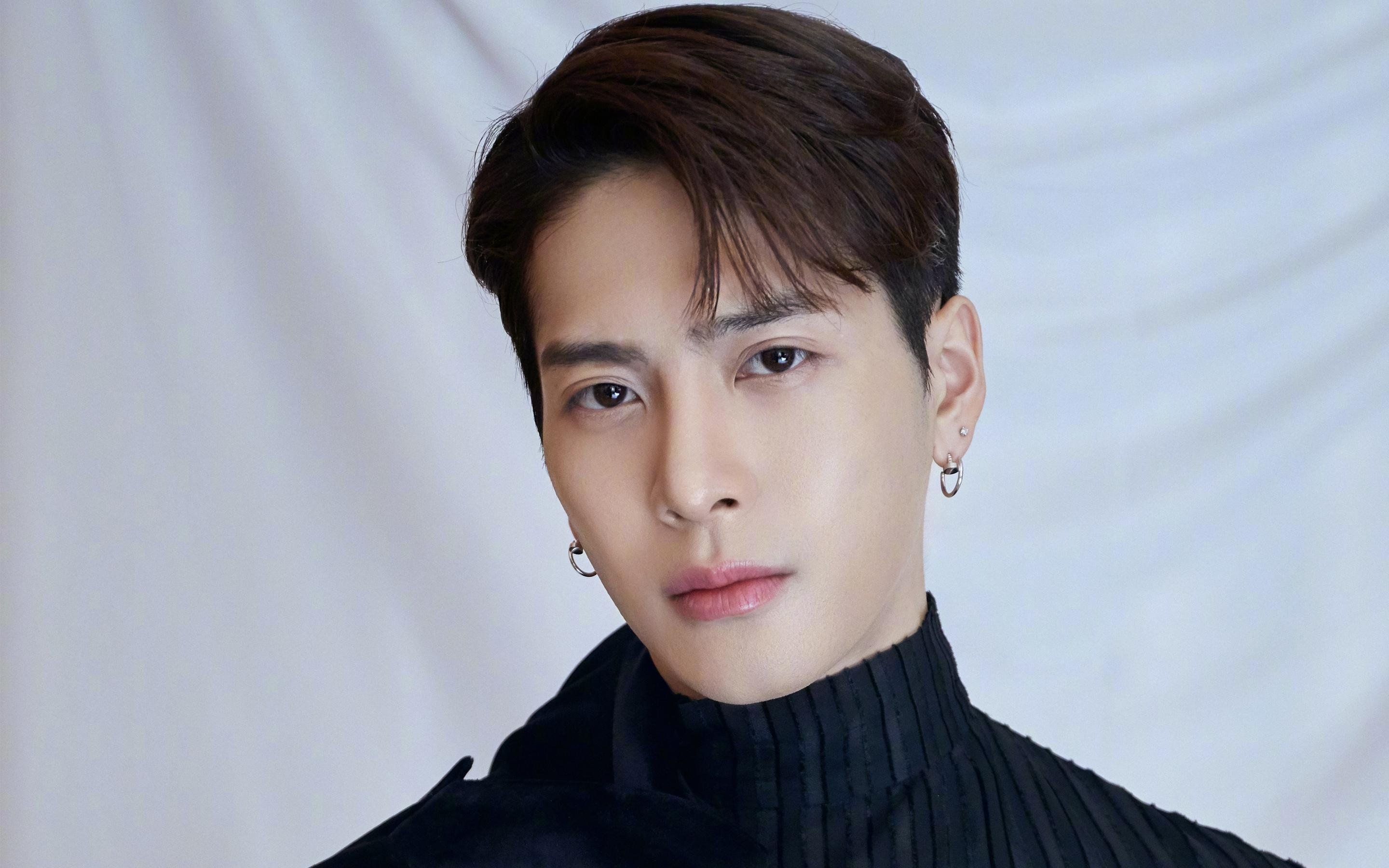 征服两种赛场，塔图姆F1揭幕战称王，独行侠横扫新疆显霸气